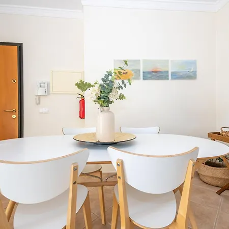 Apartmán Modern And Charming 1-bedroom In *