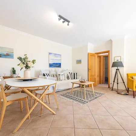 Appartamento Modern&charming 1-bedroom In *