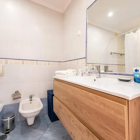 Modern And Charming 1-bedroom In * Santa Luzia (Tavira)