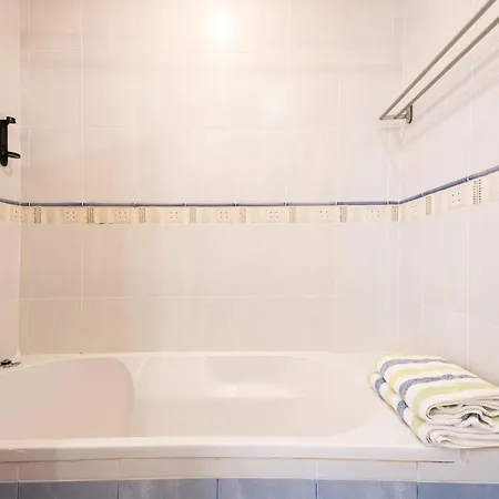 Modern And Charming 1-bedroom In Apartmán *